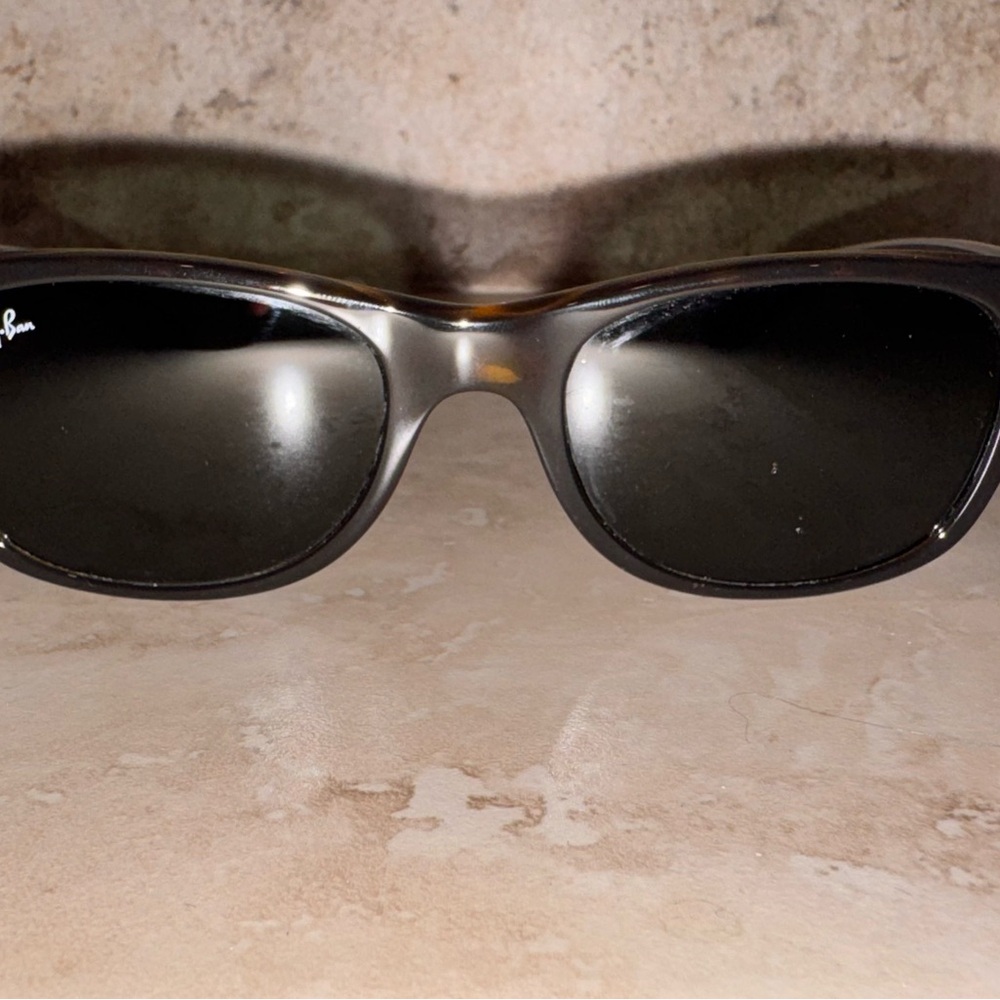 Ray-Ban Classic Dark Sunglasses